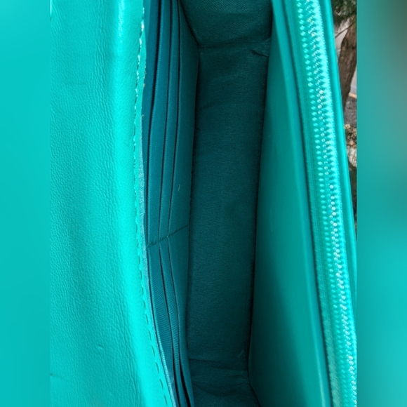 Badgley Mischka Small Crossbody With Frame And Chain On Cover Green (New) - Picture 8 of 12